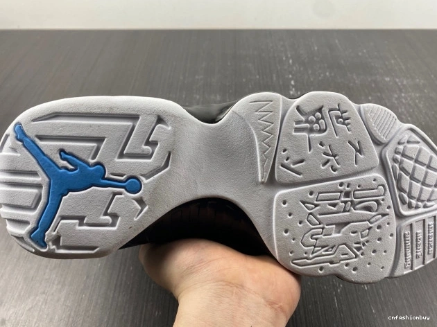 CT8019-140 Retro Jordan Blue 9 Air University 1013